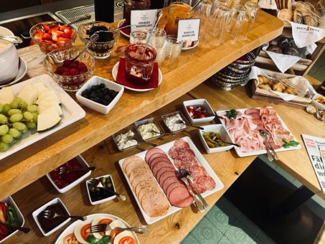 Hotel Stiegler Bed & Breakfast Timelkam 외부 사진